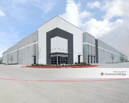 Industrial space for Rent at 1301 NE Loop 820 Service Road in Fort Worth