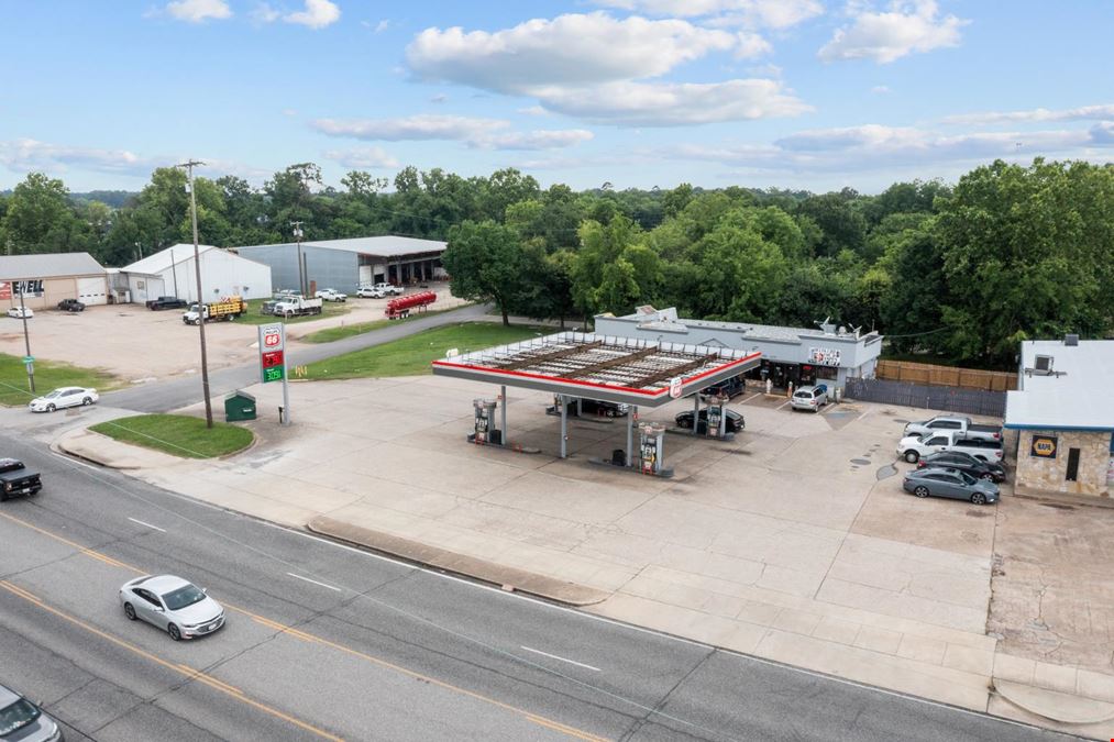 401 N Timberland Dr