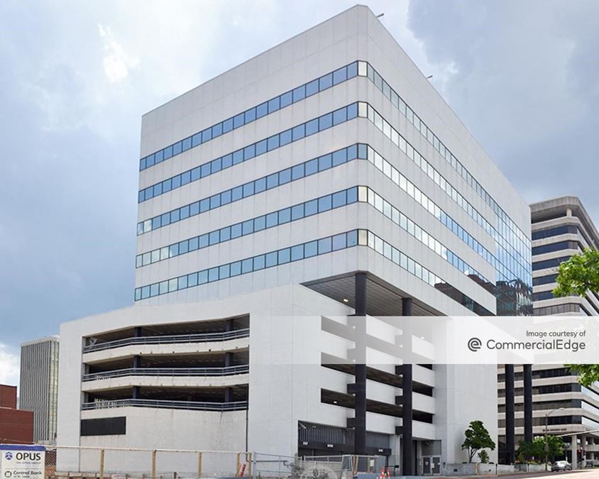 Graybar Corporate Headquarters 34 North Meramec Avenue Office Building