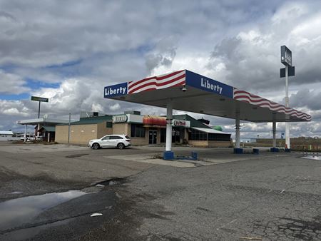 Retail space for Sale at 1424 N. Crawford Avenue in Hardin