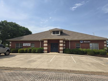 Office space for Rent at 9289 Huntington Square in North Richland Hills