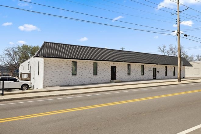 Office/Warehouse on Dodds Ave