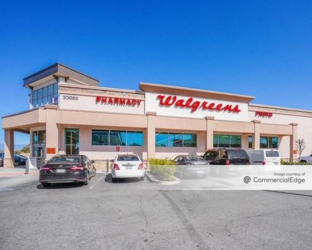 Retail space for Rent at 33040 Antelope Road in Murrieta