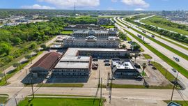 La Quinta Inn by Wyndham Lake Jackson/Surfside Beach