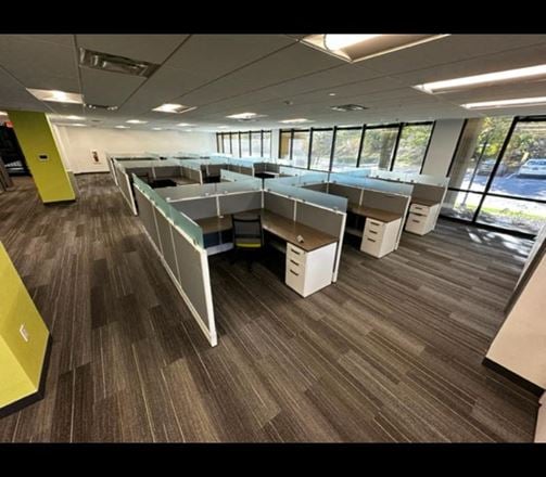 6513 SF Suite 200 Professional and Medical Office Space