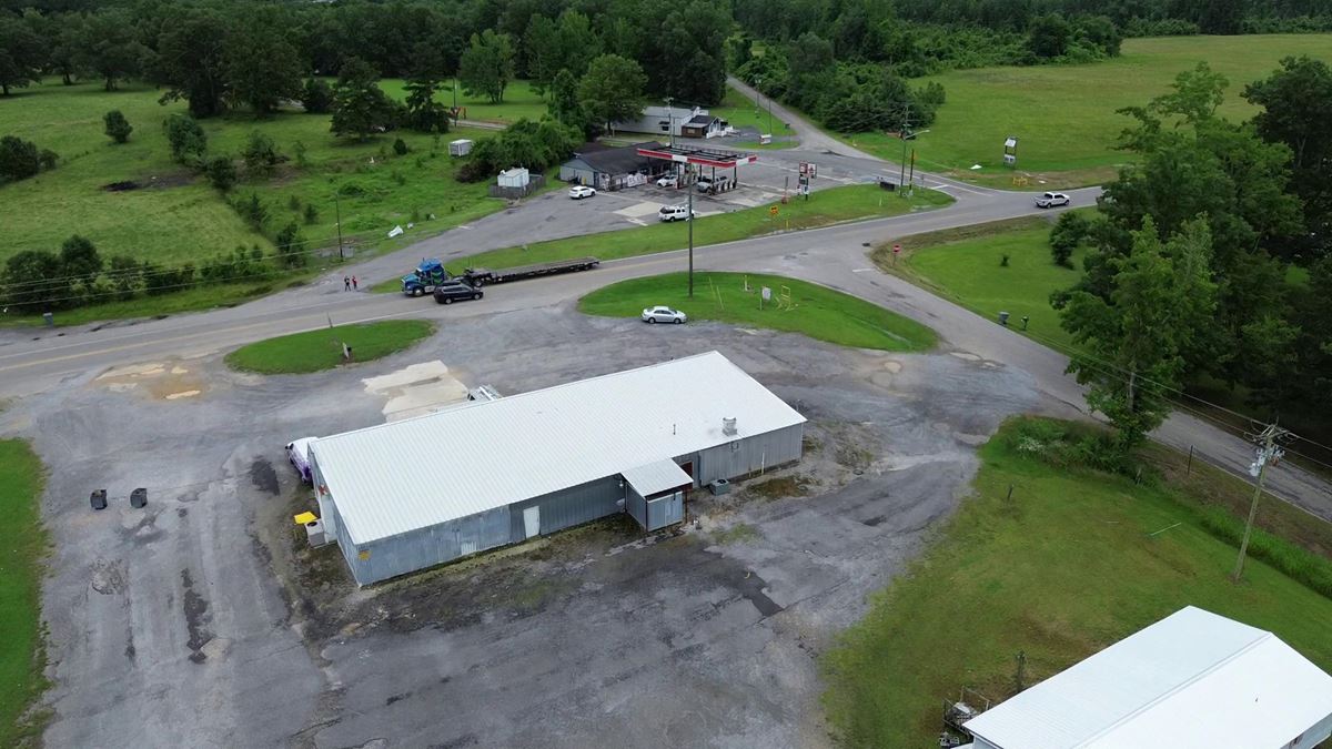 5000 Sq Ft Building For Sale - Cedar Bluff AL