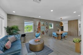301 SE 20th Street
