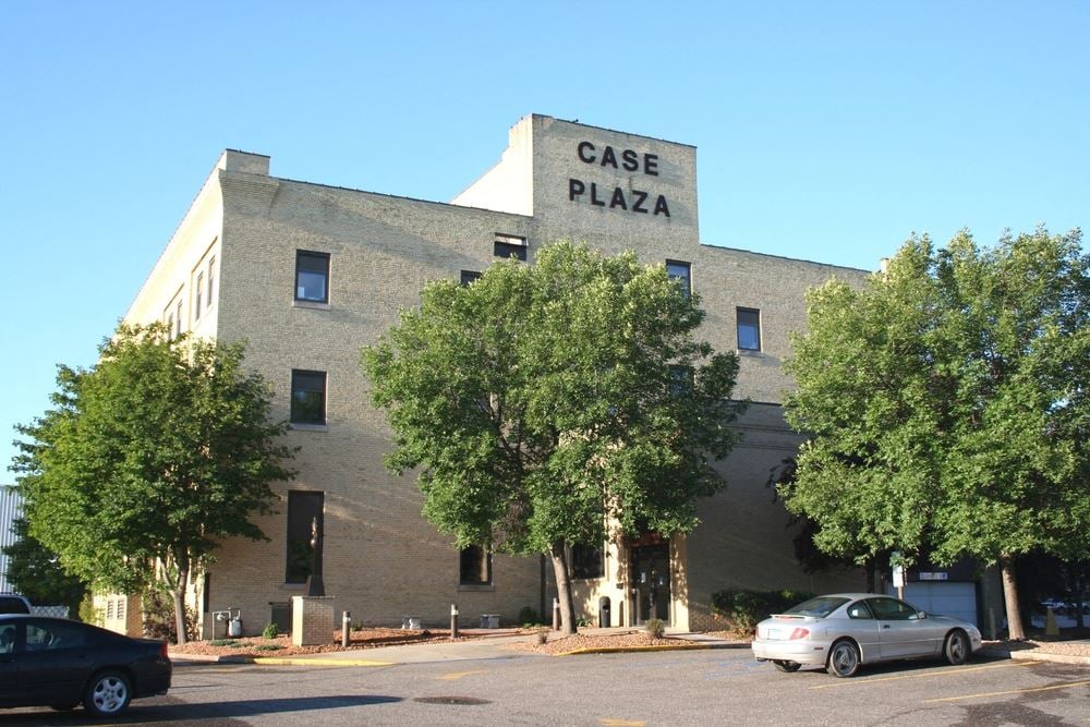 Case Plaza