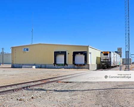 Industrial space for Rent at 912 East Grove Avenue in Parma