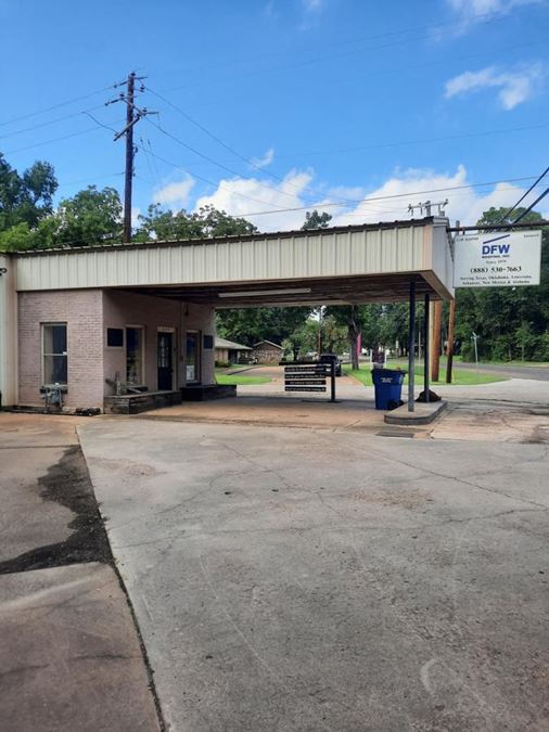 Commercial Building in Downtown Location