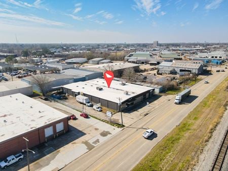 Industrial space for Rent at 8230 S Choctaw Dr in Baton Rouge