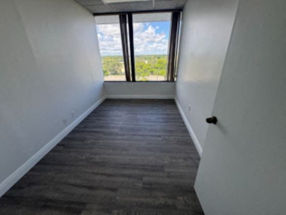 2356 SF Suite 402 Professional and Medical Office Space (LEASED)