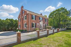6 Windsor Street, Andover, MA 01810