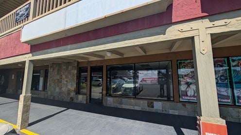 Town & Country Shopping Center