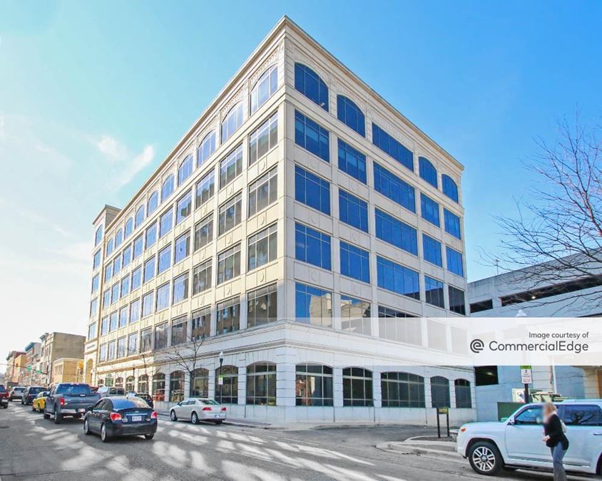 Renaissance Place 250 Main Street Office Building