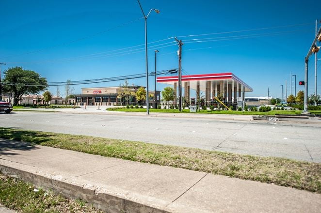 Corporate Square Shopping Center
