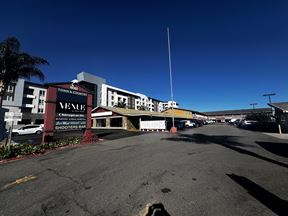 Town & Country Shopping Center