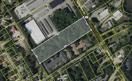 Photo of commercial space at 2343 Ashley River Rd in Charleston