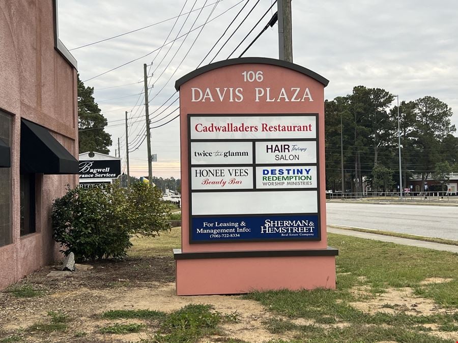 Davis Plaza