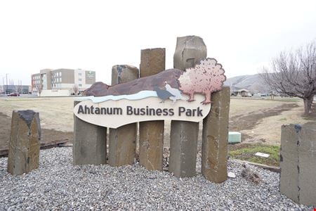 VacantLand space for Sale at NKA Ahtanum Ridge Drive in Union Gap