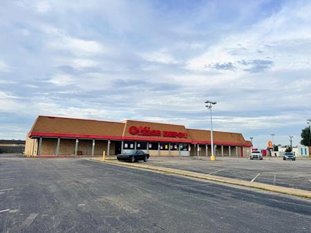 Retail space for Rent at 820 W. I-240 Service Road in Oklahoma City
