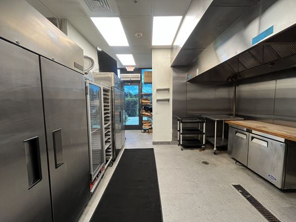 Turnkey Restaurant Space - Melrose Shoppes