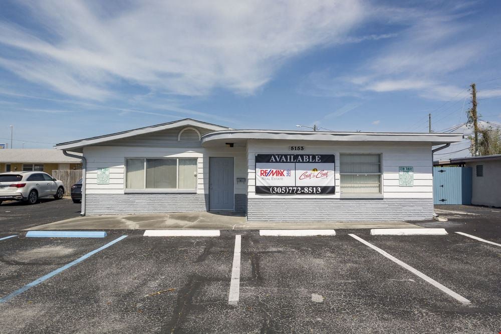 Office property in New Port Richey, FL