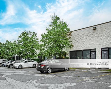 Photo of commercial space at 6650 Highland Road in Waterford