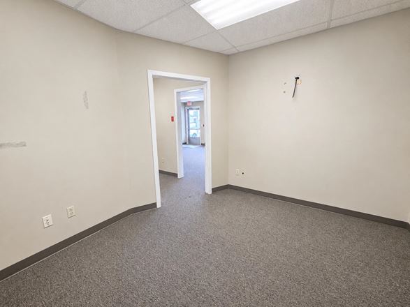 1495 Black Rock