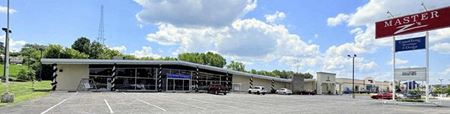Retail space for Sale at 19233 W Bluemound Rd in Brookfield