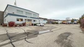 Freestanding distribution facility on 2.84 acres, available for lease