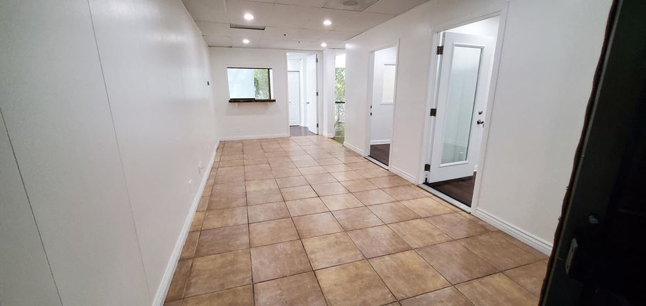 2667 Camino del Rio South