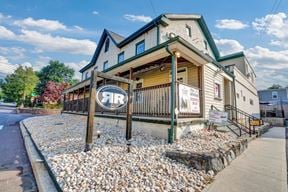 Railroad Street Bar & Grill
