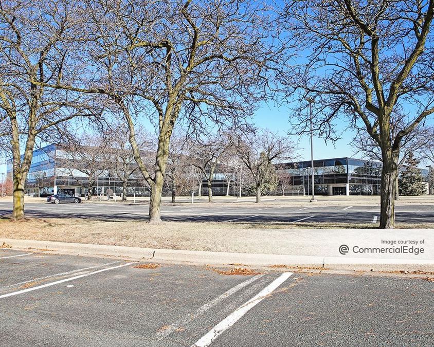 1400 West 94th Street, Bloomington, MN 55431