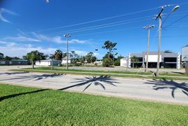 US 1 - Holly Hill Commercial Building