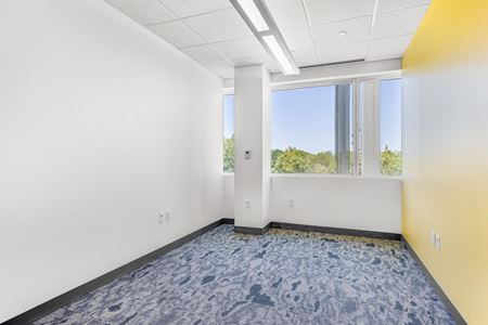 303      Space Photo Gallery 12