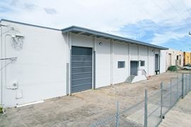 507 W 17 ST