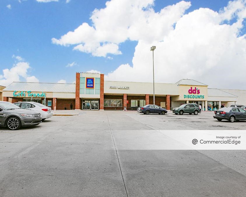 9779 Forest Lane, Dallas, TX 75243 | CommercialCafe.com