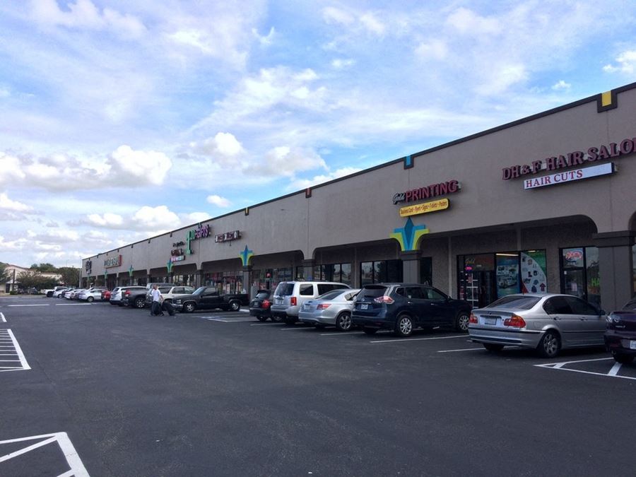 Kempwood Plaza