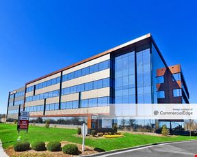 ShelbyHurst Office Campus - Building 900