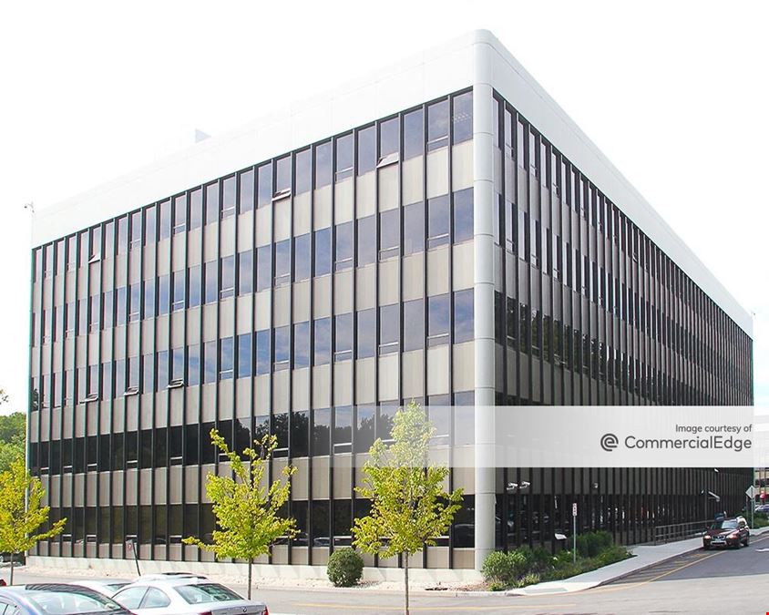 Saxon Woods Corporate Center - 550 Mamaroneck Avenue