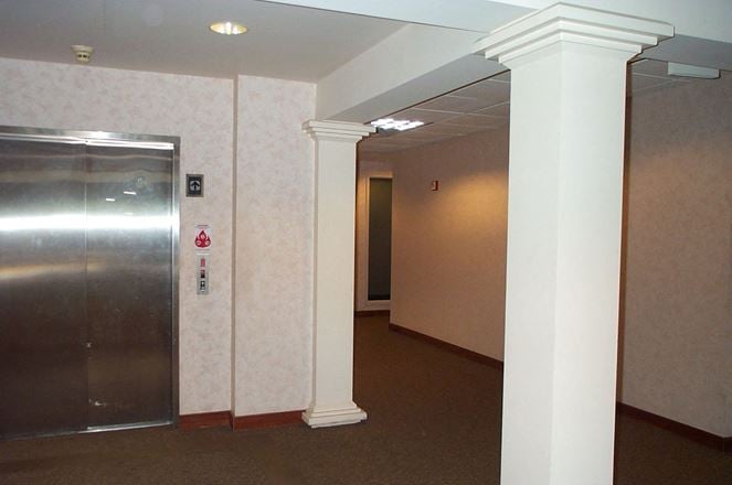 14999 Health Center Dr