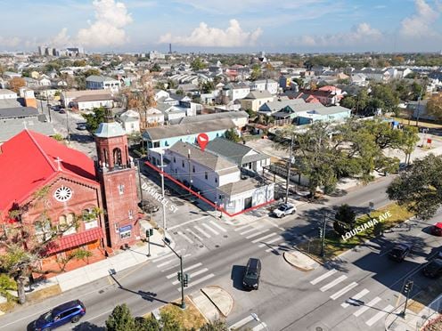 Mixed-Use Freestanding Building on Louisiana Ave