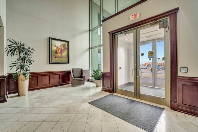 Office Suites | For Lease | Florence, KY