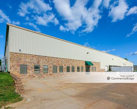 820 Hoff Road - O'Fallon