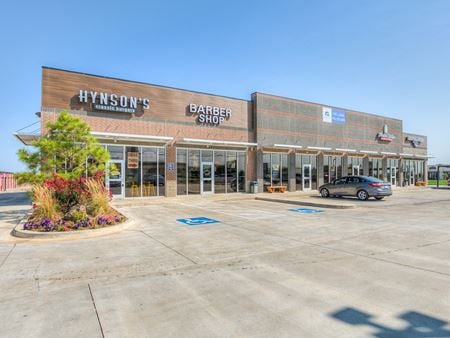 Retail space for Rent at 815-825 E Main St in Yukon