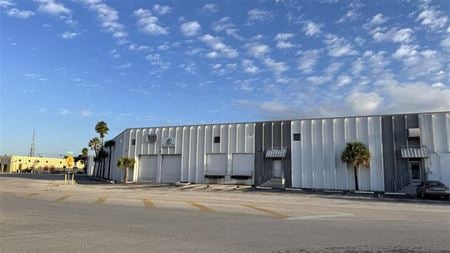 Industrial space for Rent at 9115-9119 NW 105th Way in Fl