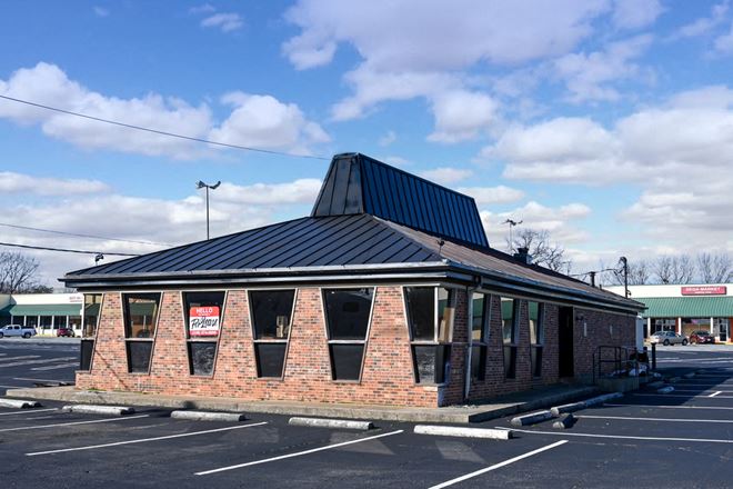 Greensboro North Shopping Center