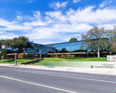 Photo of commercial space at 6401 Telephone Road in Ventura
