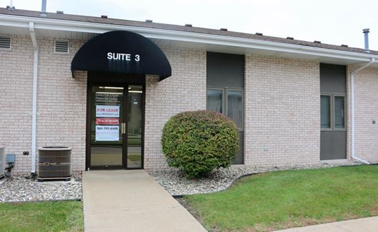 SUITE 3: 875 SF Professional Office for Lease